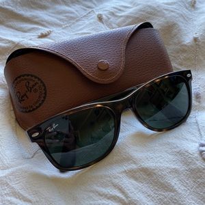 RayBan Wayfarer Sunglasses